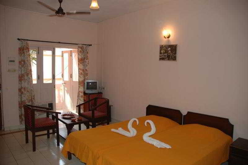 Perola Do Mar Hotel Candolim Exterior photo